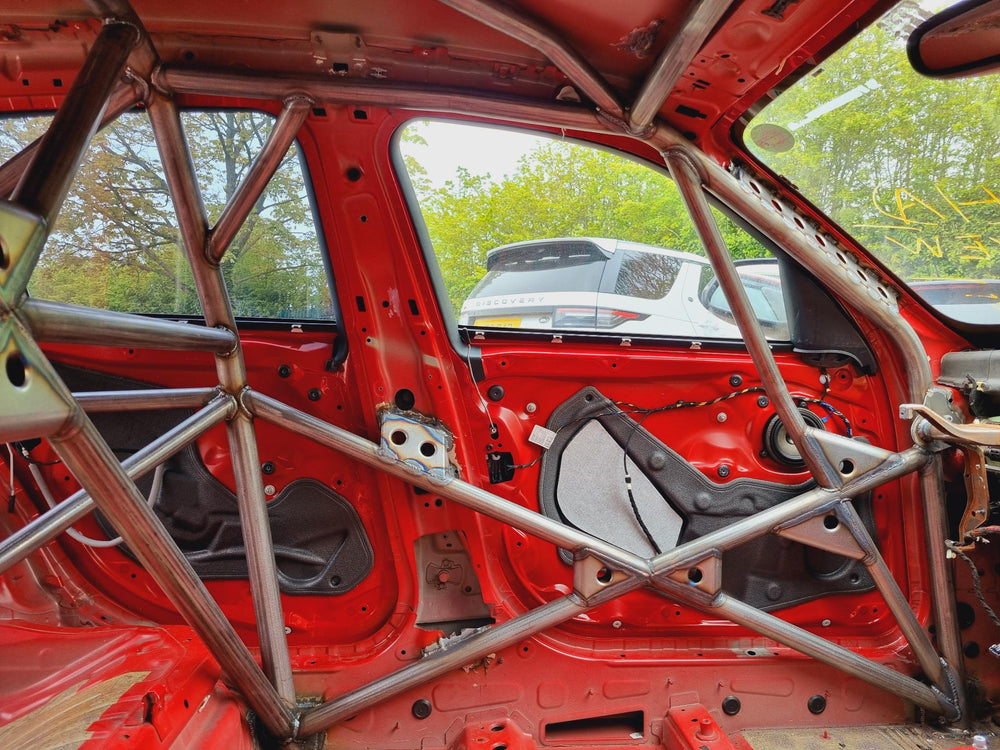 BMW F20/21 Multipoint T45 roll cage kit 