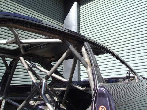 BMW E36 2dr Step 2 International Multipoint T45 roll cage kit. FIA Certificated 