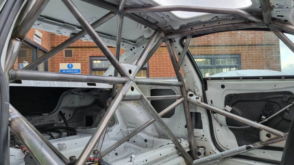 BMW M2 F87 Multipoint T45 roll cage kit