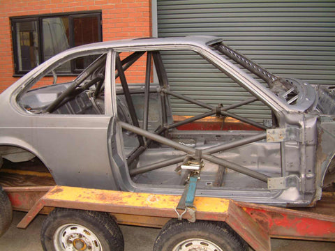 BMW M6 E24 Multipoint T45 roll cage kit 
