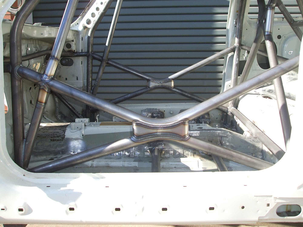 BMW Mini 2nd gen 2007 on R56 Multipoint T45 roll cage kit FIA Certificated