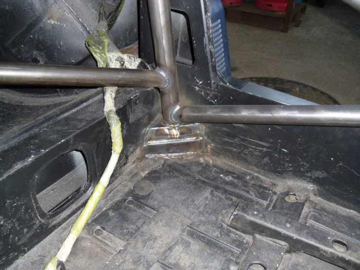 FERRARI 456 Multipoint T45 roll cage kit. MS UK Compliant