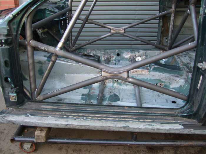 FORD Escort Cosworth International Multipoint CDS roll cage kit. FIA Certificated 