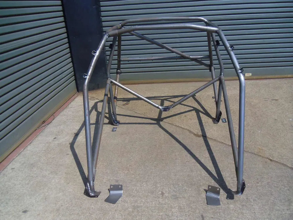 FORD Escort Mk2 Bolt in roll cage - FIA / MSUK National Certificated