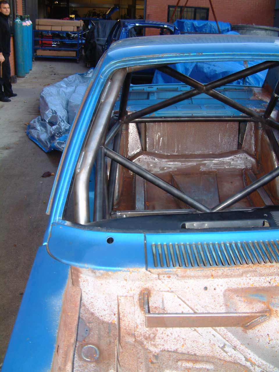 FORD Escort Mk2 International Multipoint T45 roll cage kit. FIA / MSUK Certificated 