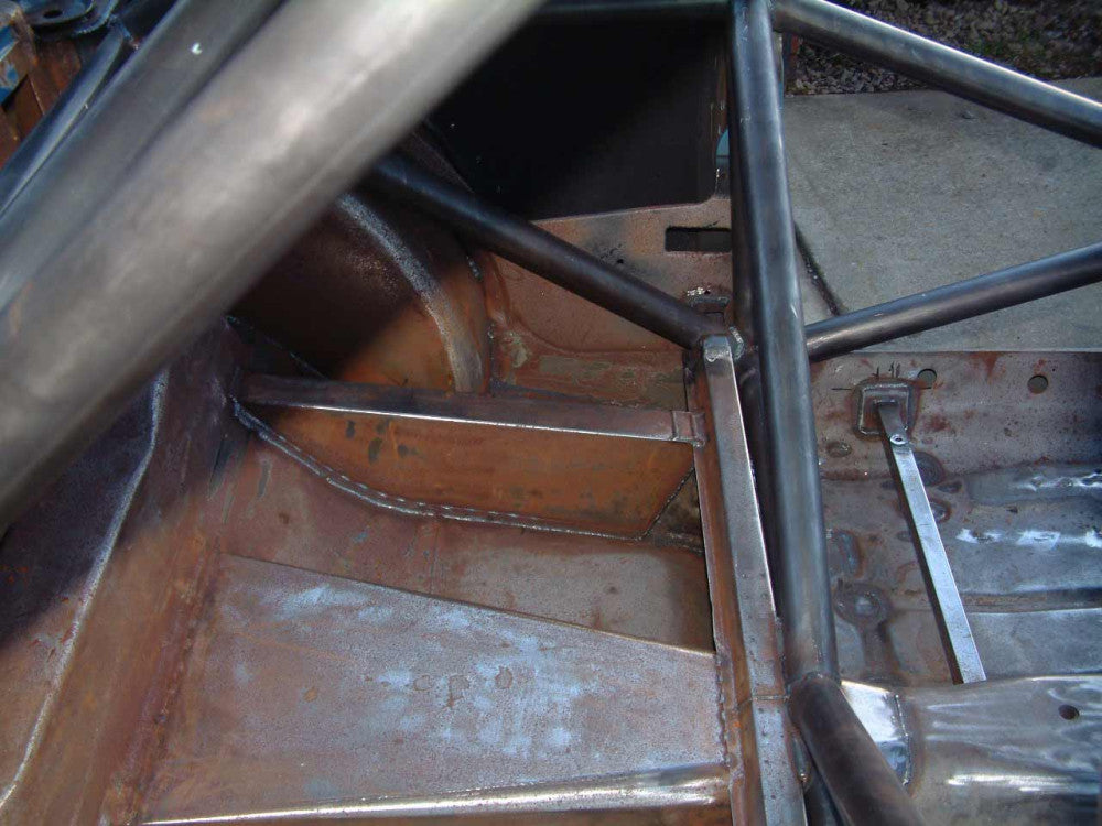 FORD Escort Mk2 International Multipoint T45 roll cage kit. FIA / MSUK Certificated 