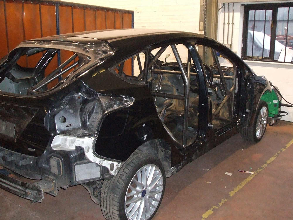 FORD Focus 2010> MK3 Multipoint T45 roll cage kit
