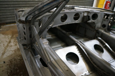 FORD GT40 Historic T45 roll cage kit. MS UK Compliant to Appendix K 