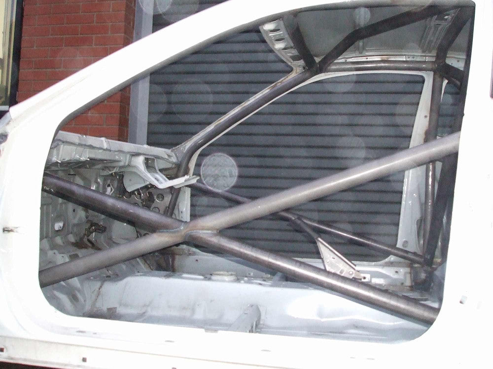 HONDA Integra 'R' DC2 International Multipoint CDS roll cage kit. FIA Certificated