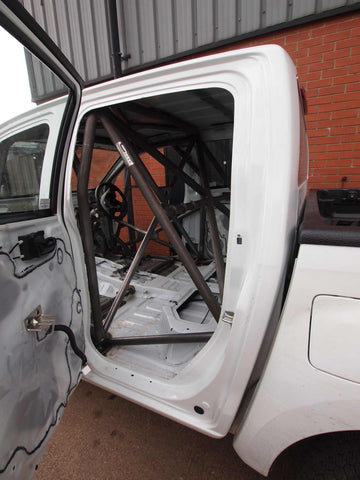 ISUZU D-Max International Multipoint T45 roll cage kit. FIA Certificated 