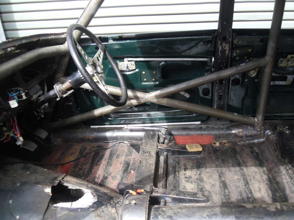 JAGUAR MK2 Historic T45 roll cage kit. MS UK Compliant to Appendix K