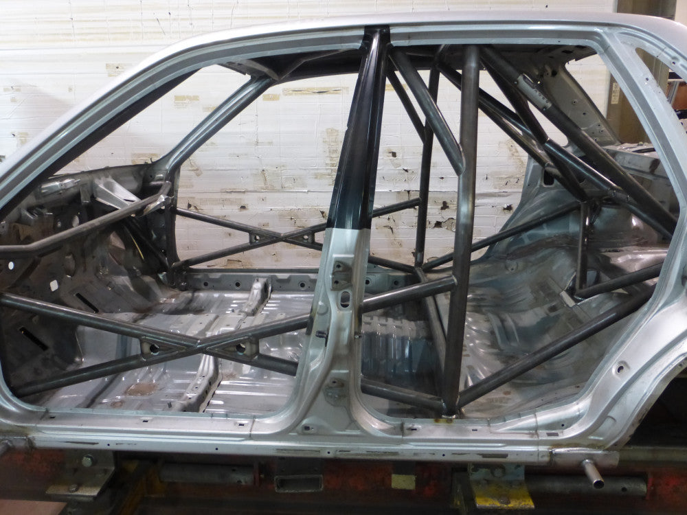 MITSUBISHI Galant Multipoint cage. FIA compliant