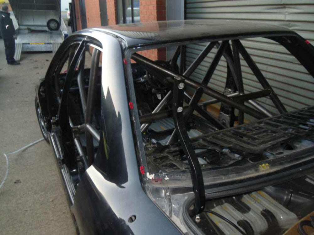 MITSUBISHI Lancer EVO 3 International Multipoint T45 roll cage kit. FIA Certificated