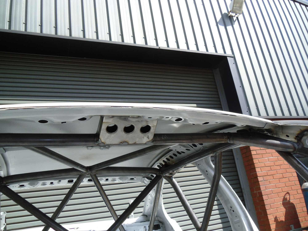 MITSUBISHI Lancer EVO X International Multipoint T45 roll cage kit. FIA Certificated