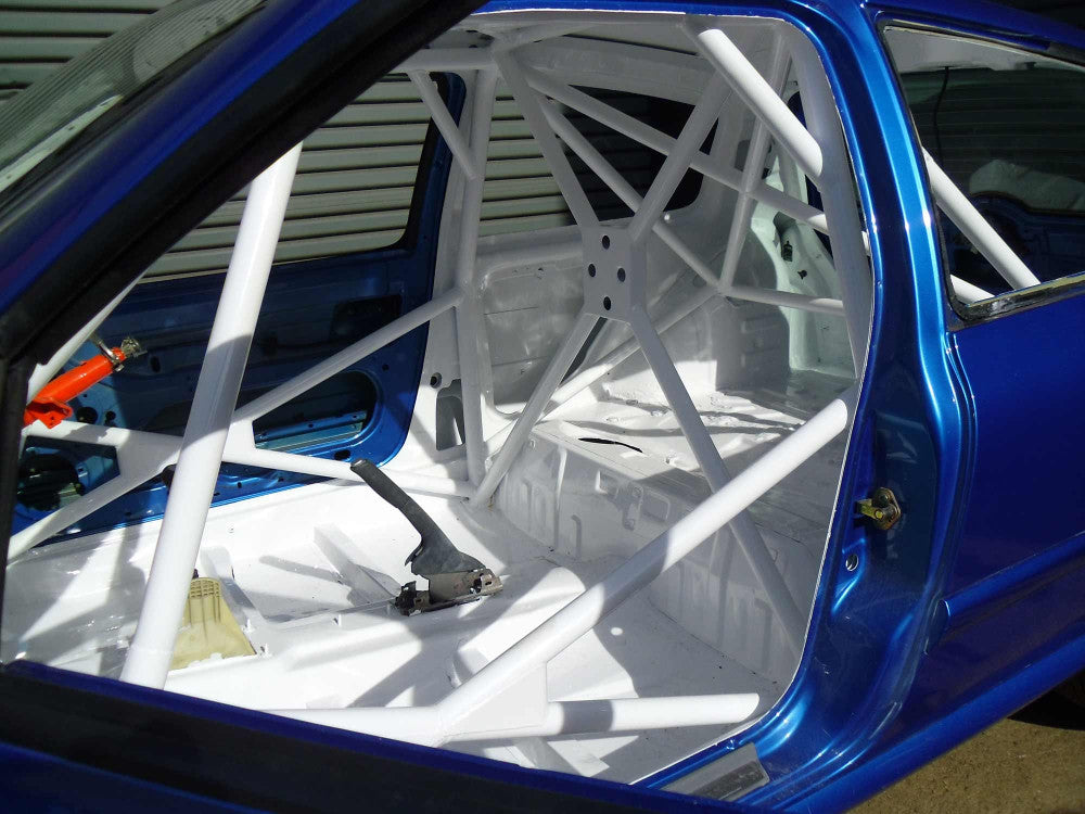 RENAULT Clio MK2 International Multipoint T45 roll cage kit. FIA Certificated