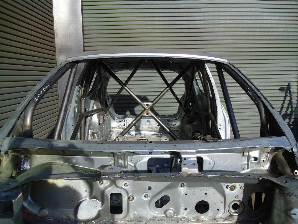RENAULT Clio MK3 International Multipoint T45 roll cage kit. FIA/MSUK Certificated