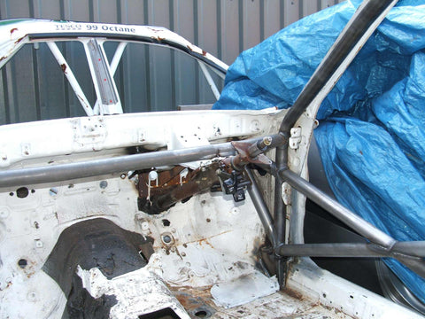 SUBARU Legacy HISTORIC T45 roll cage kit. FIA Certificated 