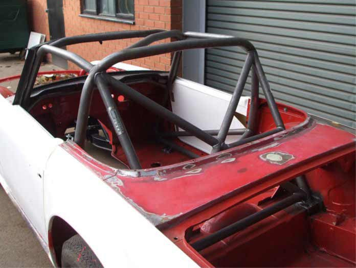 TRIUMPH TR6 Historic T45 roll cage kit. MS UK Compliant to Appendix K