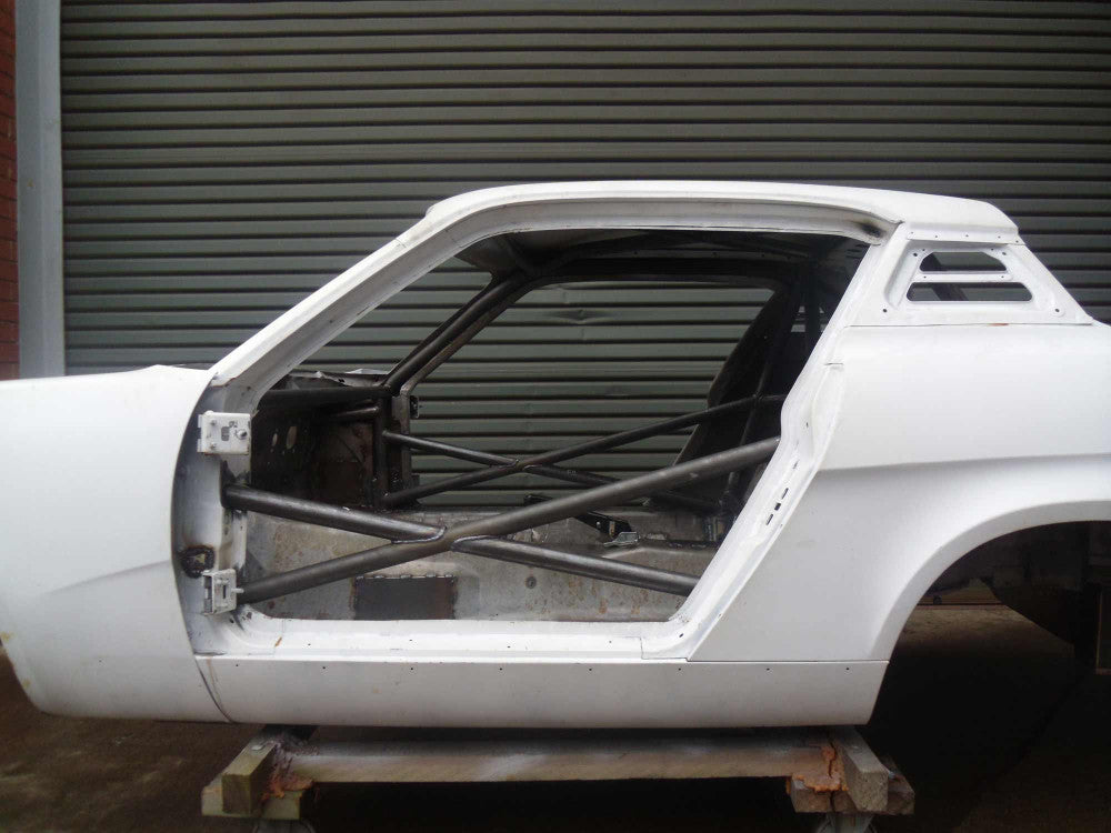 TRIUMPH TR7 Factory Style Multipoint T45 roll cage kit