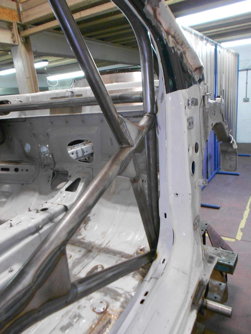 VAUXHALL Adam International Multipoint T45 roll cage kit. FIA Certificated