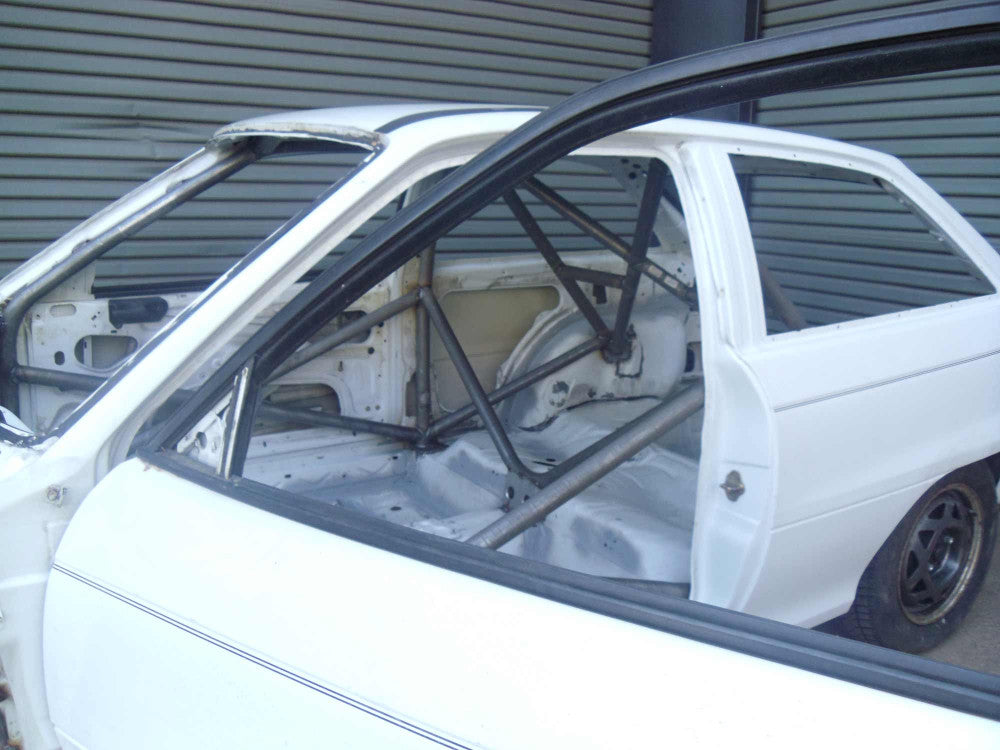 VAUXHALL Astra MK2/3 International Multipoint CDS roll cage kit. FIA Certificated