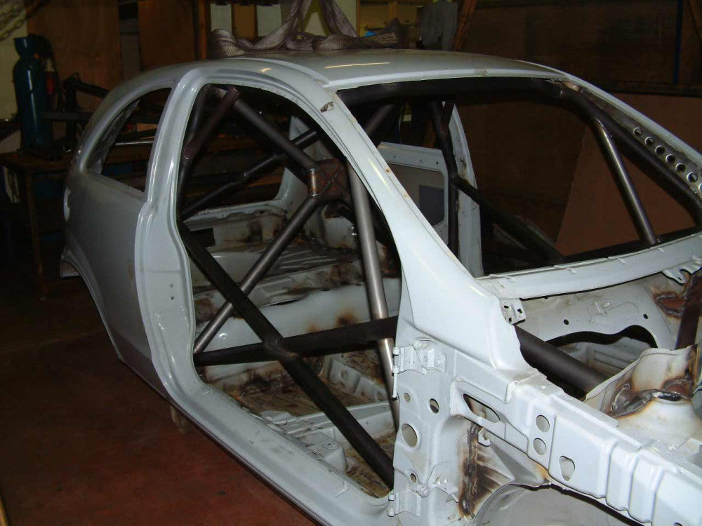 VAUXHALL Corsa C 00 International Multipoint T45 roll cage kit. FIA Certificated 