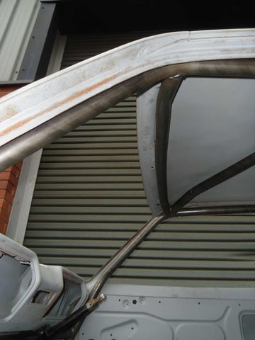VAUXHALL Viva (HB) Historic T45 roll cage kit. MS UK Compliant to Appendix K 