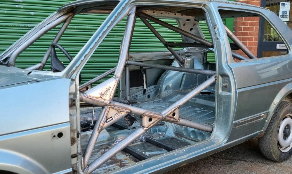 VOLKSWAGEN Golf Mk2 6 point National CDS roll cage kit. MS UK Compliant