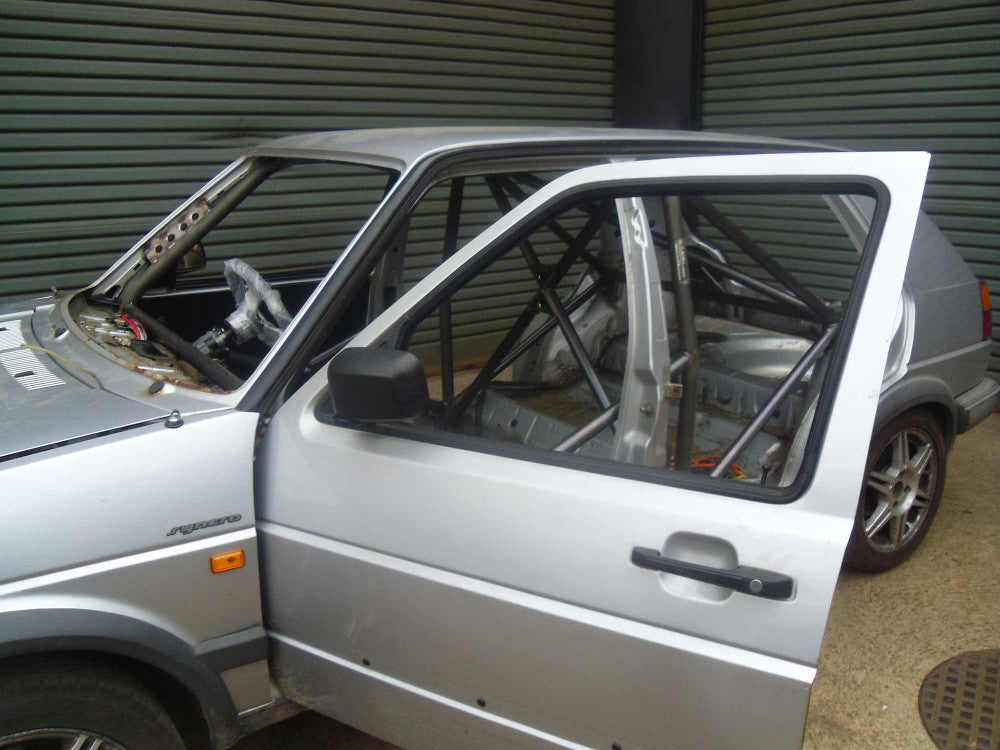 VOLKSWAGEN Golf Mk2 Multipoint T45 roll cage kit FIA Certificated