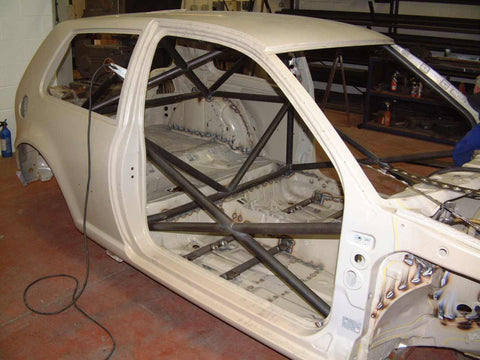 VOLKSWAGEN Golf Mk4 International Multipoint CDS roll cage kit. FIA Certificated 