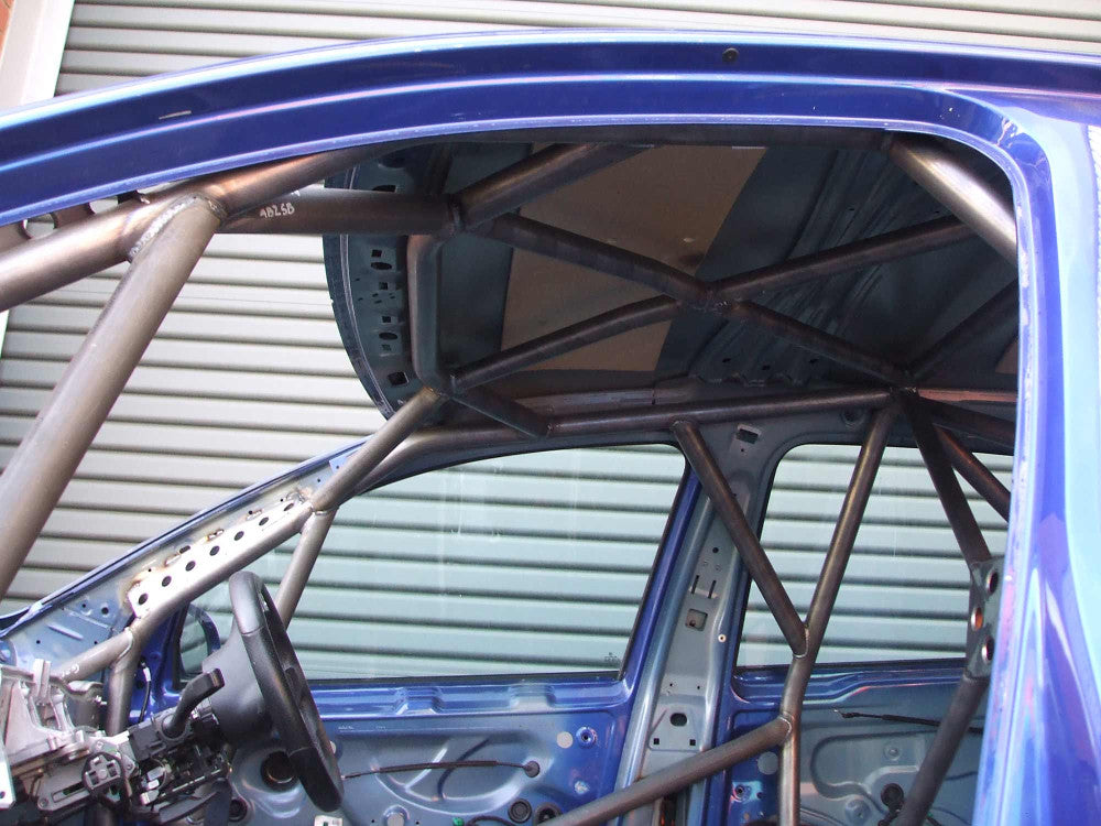 VOLKSWAGEN Golf Mk5 R32 Multipoint T45 roll cage kit
