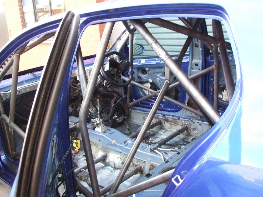 VOLKSWAGEN Golf Mk5 R32 Multipoint T45 roll cage kit