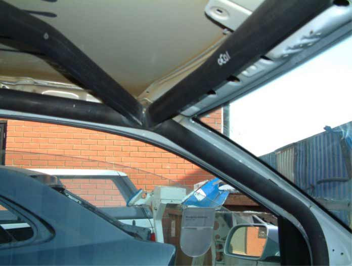 VOLKSWAGEN Polo 94-99 MK3 Type 6N International Multipoint T45 roll cage kit. FIA Certificated 