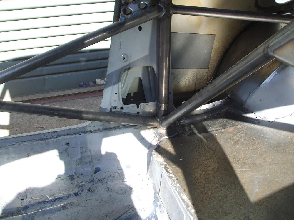 VOLKSWAGEN Scirocco 08 MK3 Multipoint T45 roll cage kit